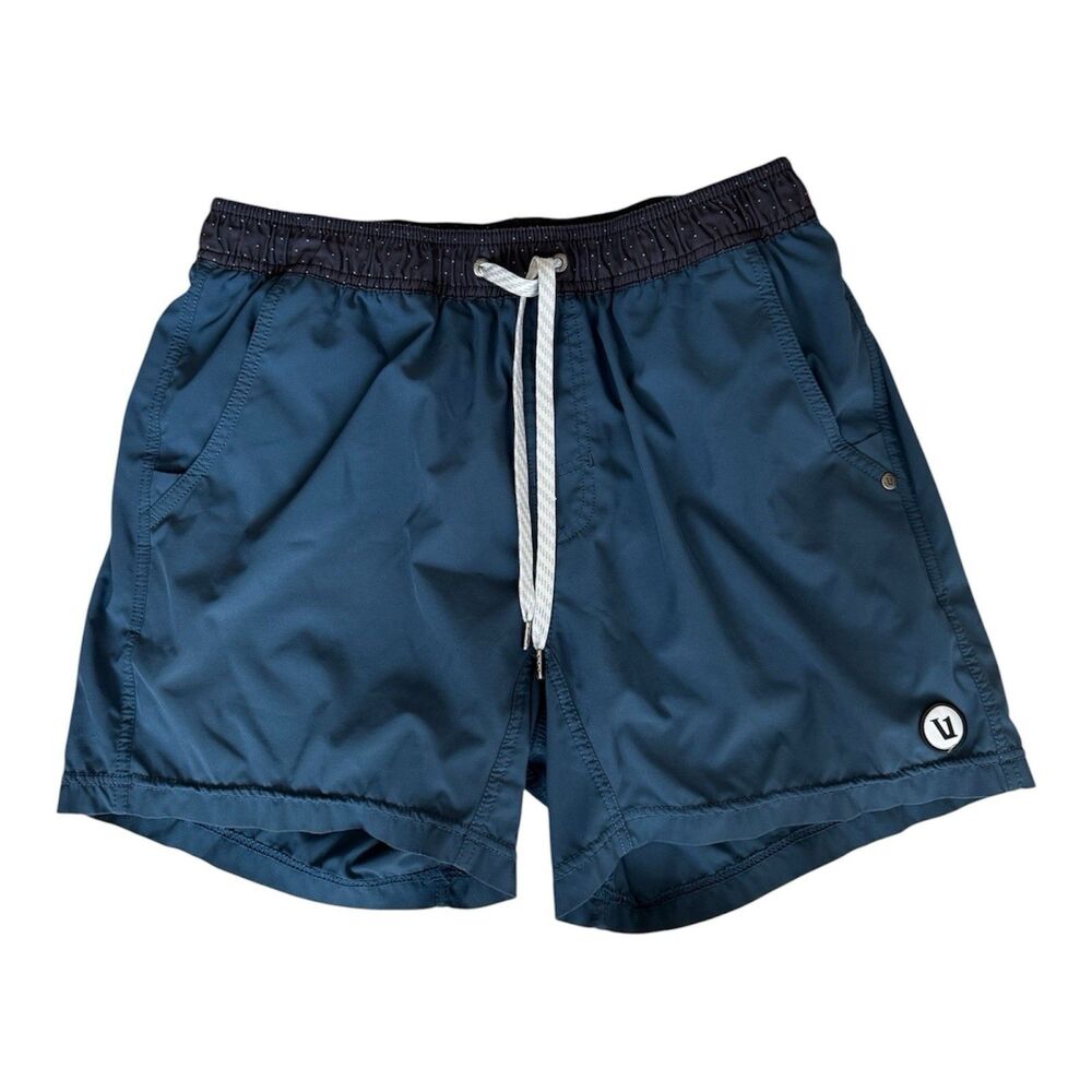 Vuori Kore Shorts Mens Medium 5” Lined Blue Stretch Athletic Gym Beach Workout